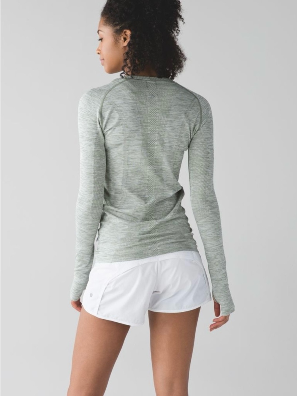 Lululemon Swiftly Tech OG Long Sleeve Crew Grey White Striped Running Top Size 8